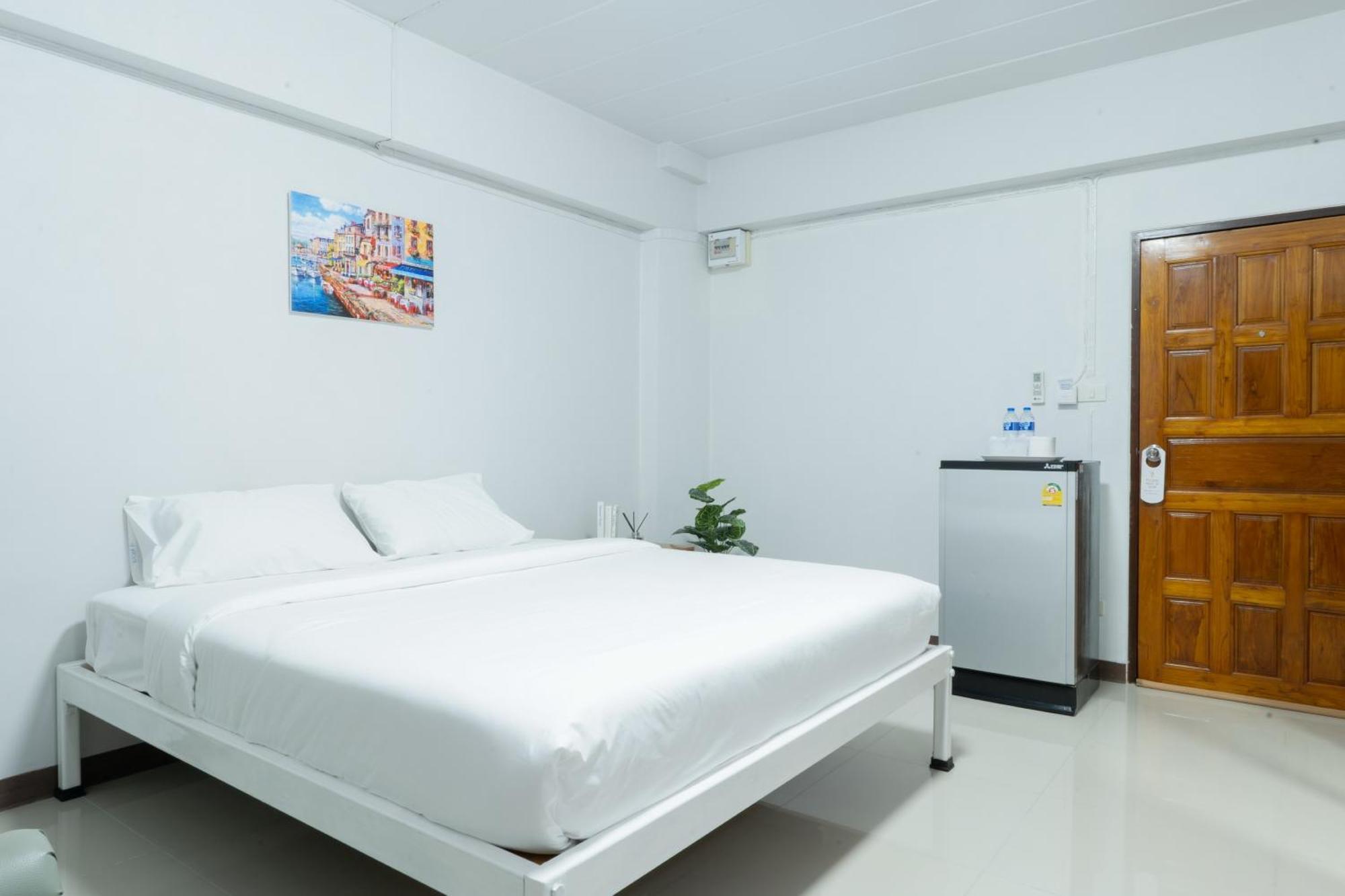 Nicha Residence Hotel Bangkok Esterno foto