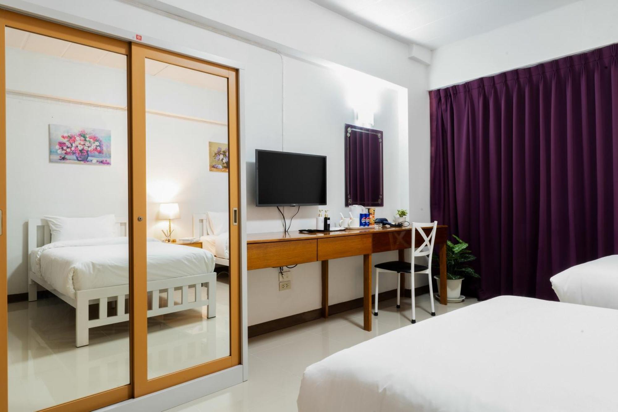 Nicha Residence Hotel Bangkok Esterno foto